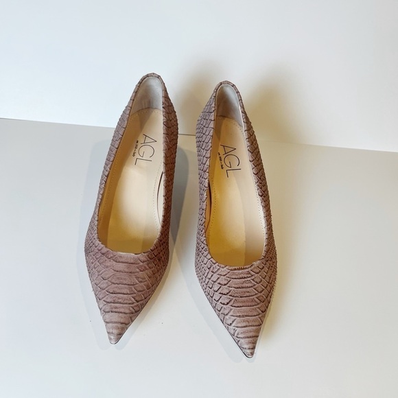 AGL Virna Embossed Leather Pump - Picture 3 of 9